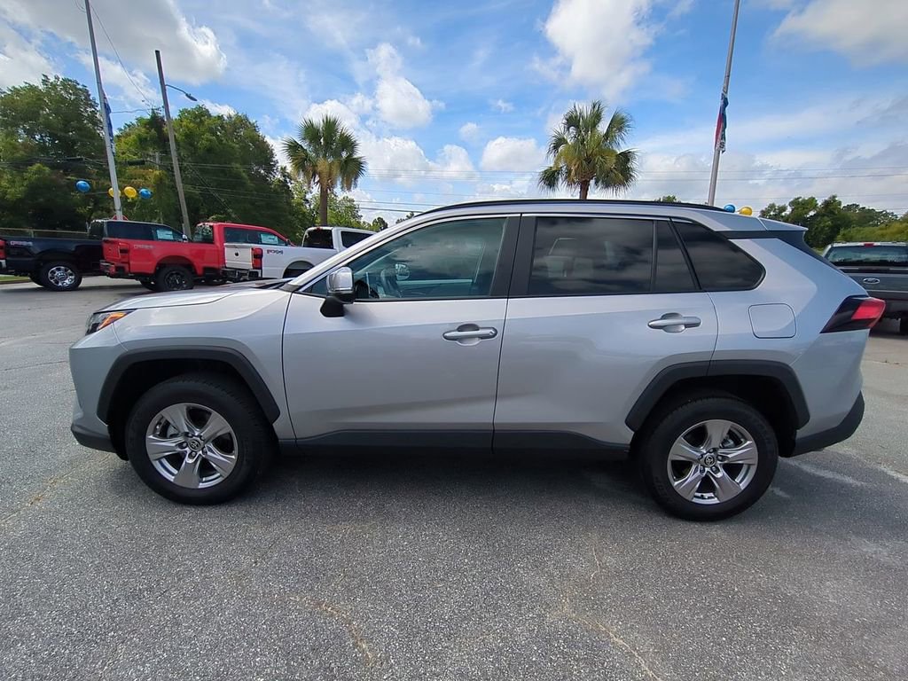 Used 2023 Toyota RAV4 XLE image 7