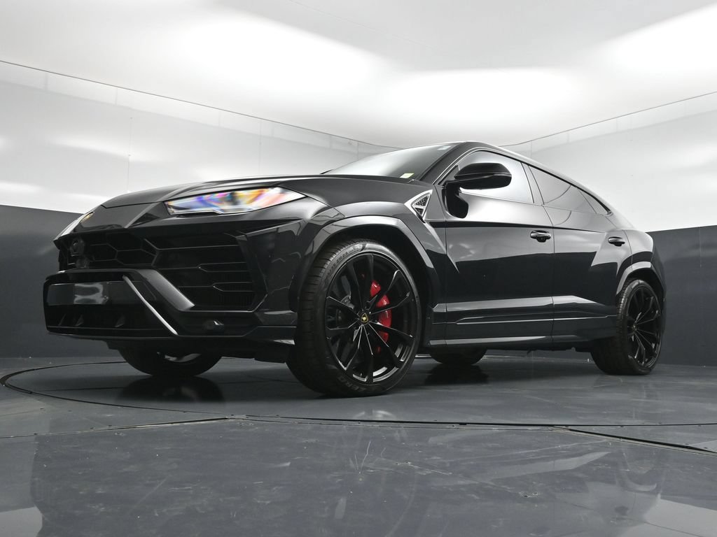 Used 2022 Lamborghini Urus AWD/4WD image 22