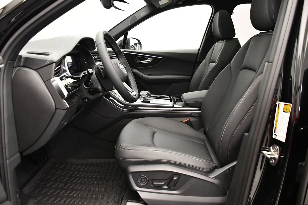 Used 2025 Audi Q7 3.0T Premium Plus w/ Premium Plus Package image 38