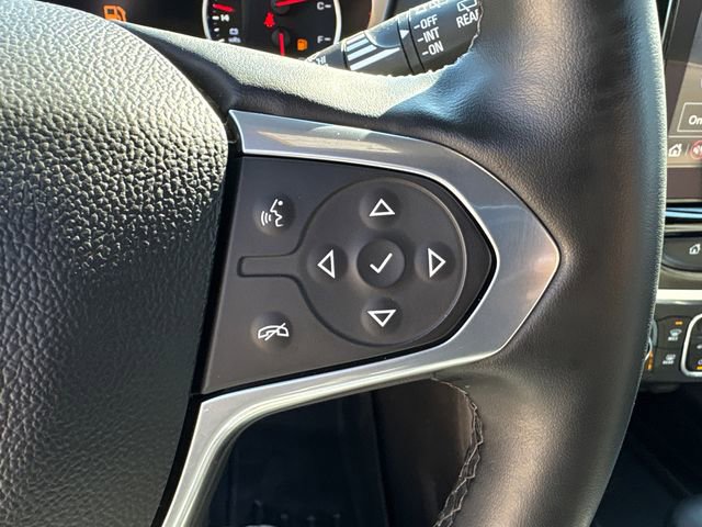 Used 2023 Chevrolet Traverse Premier w/ Redline Edition AWD/4WD image 23