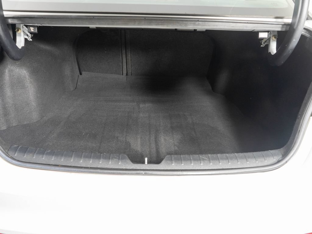 Used 2017 Kia Optima LX FWD image 27