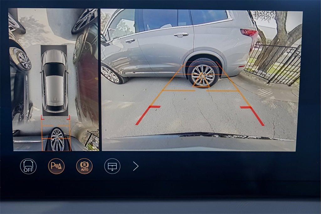 New 2026 Cadillac Optiq Sport 2 image 12