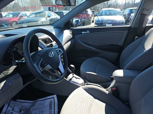 Used 2016 Hyundai Accent SE w/ Option Group 02 image 8