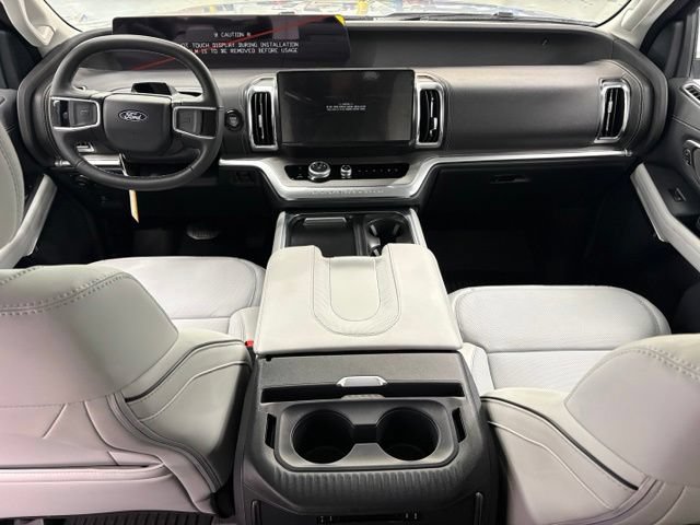 New 2027 Ford Expedition Platinum w/ Platinum Ultimate Package AWD/4WD image 2