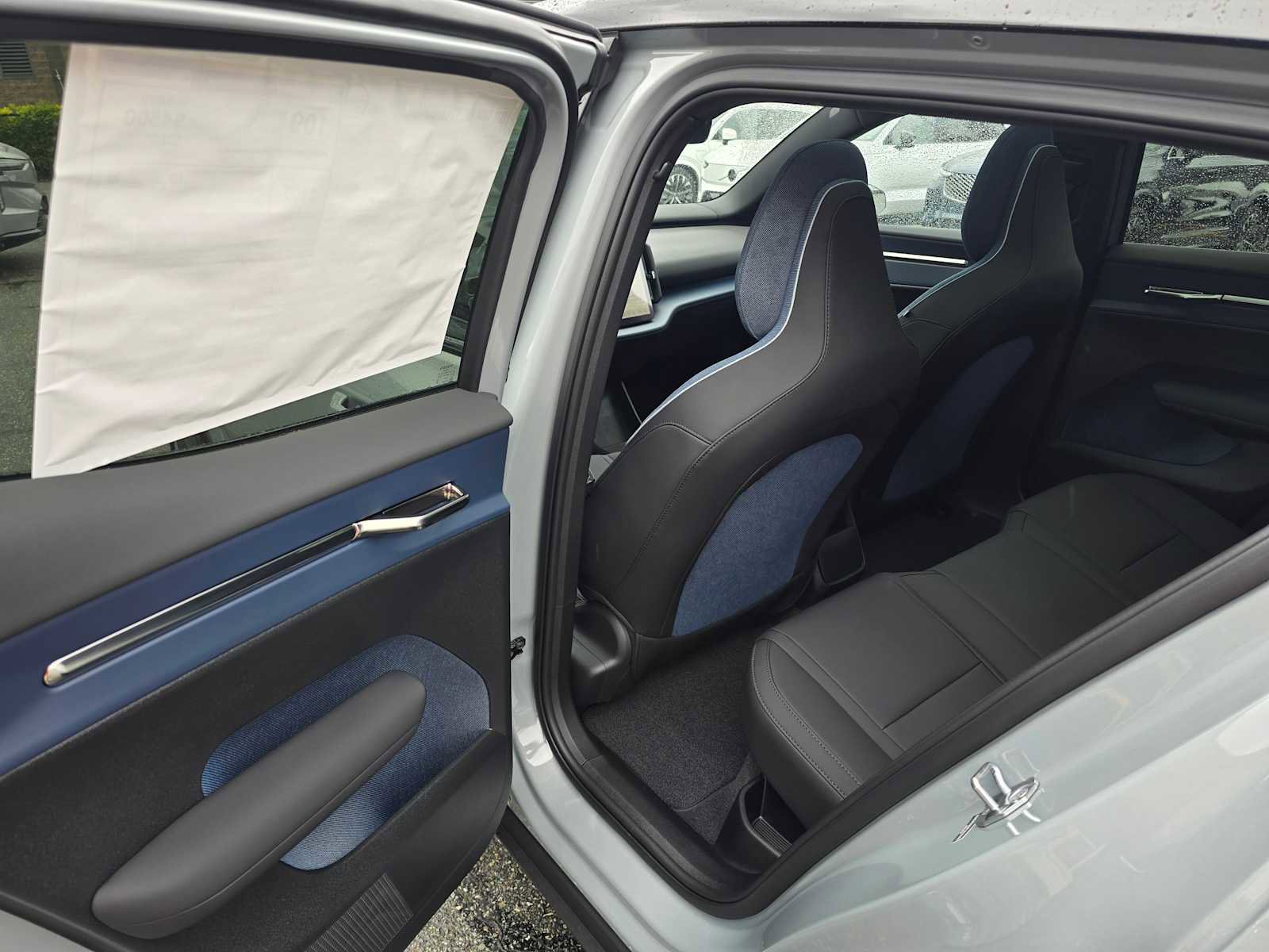 New 2026 Volvo EX30 Plus w/ Climate Package AWD/4WD image 15