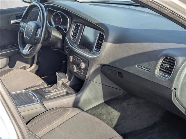 Used 2016 Dodge Charger SXT image 22