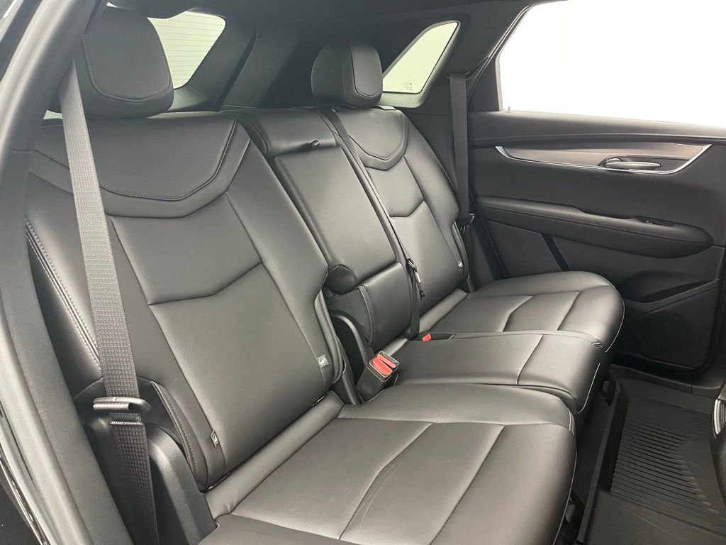 Used 2025 Cadillac XT5 Luxury w/ LPO, Floor Liner Package AWD/4WD image 35