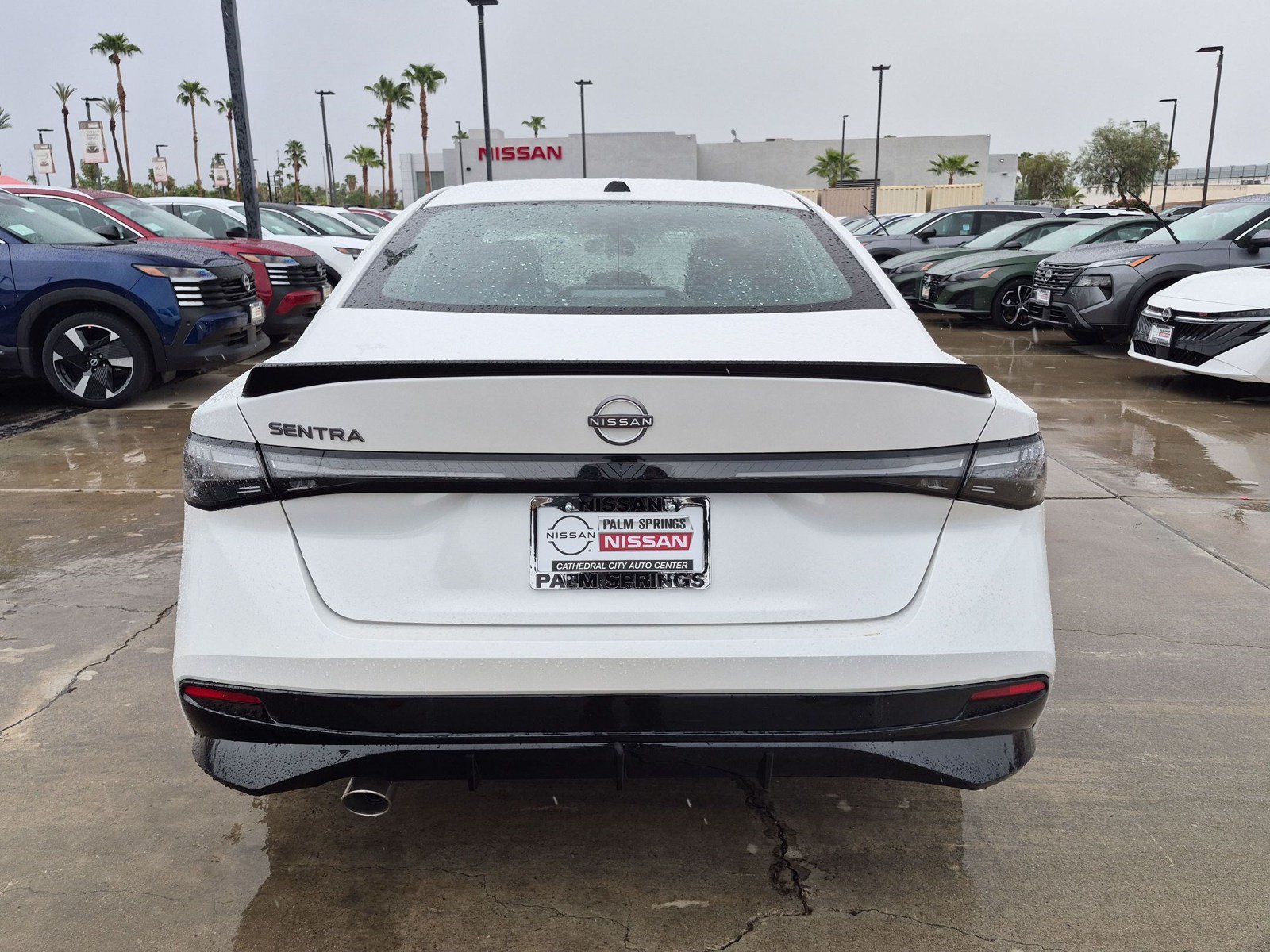 New 2027 Nissan Sentra SR w/ Floor Mat Package FWD image 4