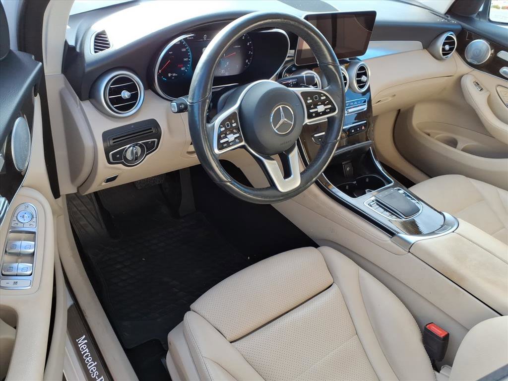 Used 2020 Mercedes-Benz GLC 300 4MATIC image 8