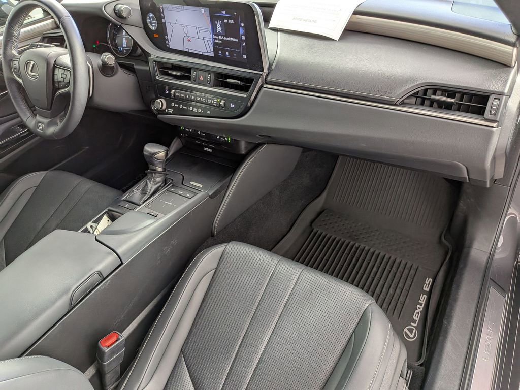 Used 2022 Lexus ES 350 F Sport w/ Accessory Package 2 FWD image 30