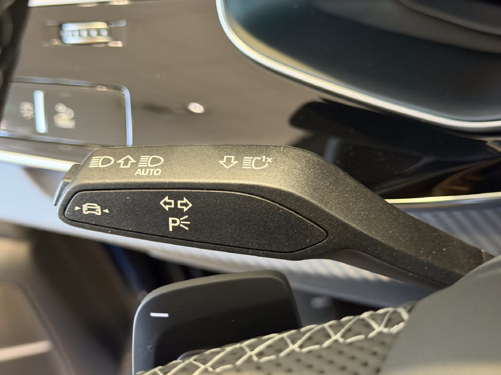 New 2026 Audi SQ7 Prestige AWD/4WD image 26