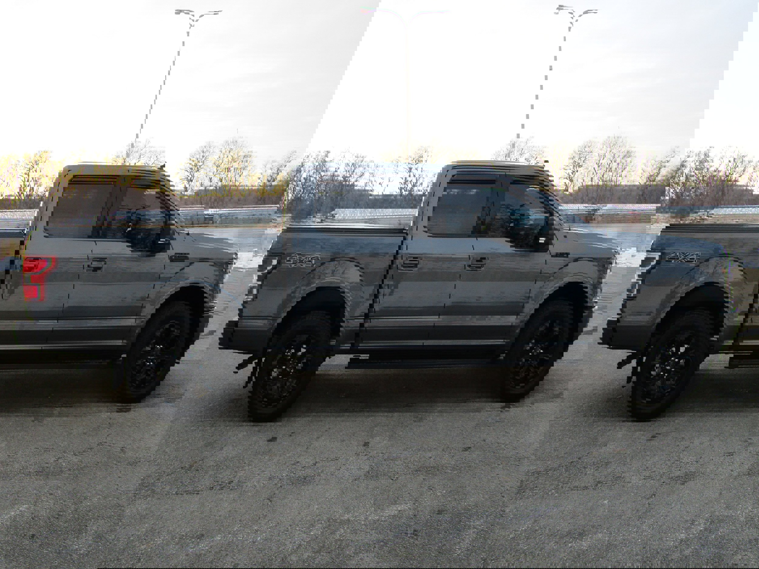 Used 2020 Ford F150 XLT w/ Equipment Group 302A Luxury image 5