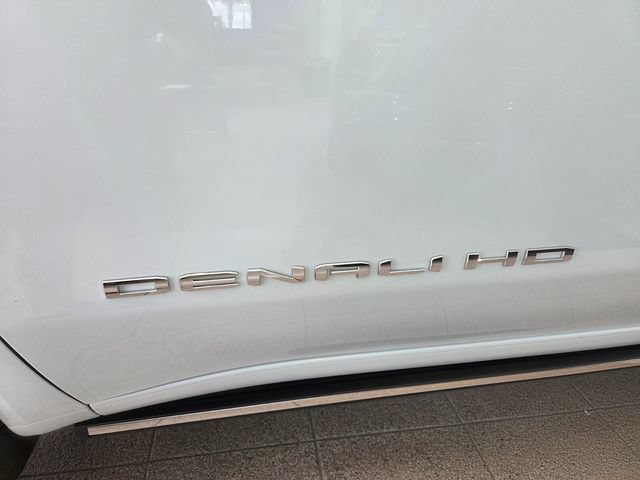 New 2026 GMC Sierra 2500 Denali Ultimate AWD/4WD image 4