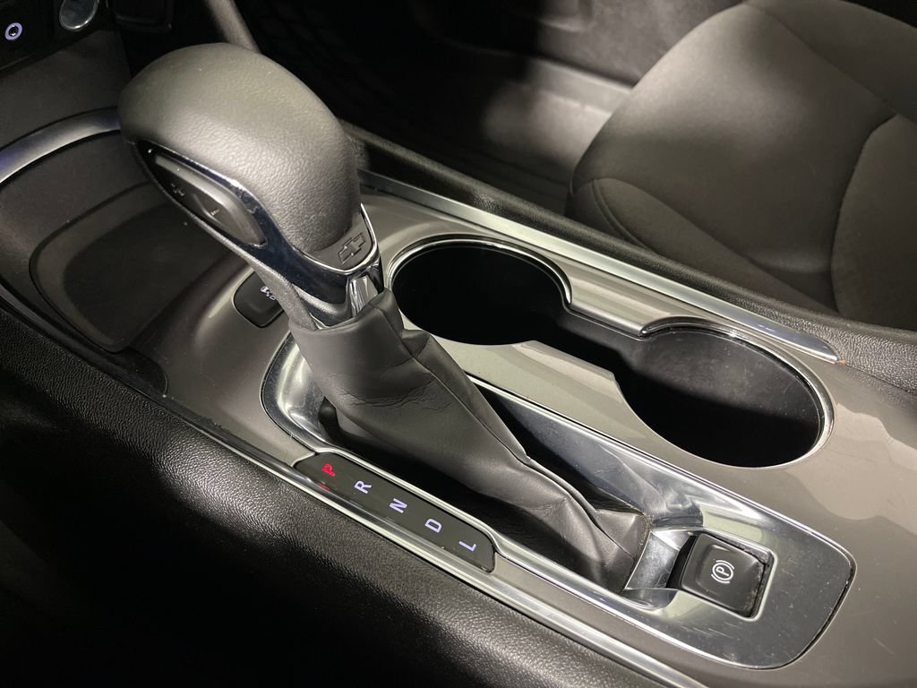 Used 2024 Chevrolet Malibu LT FWD image 24
