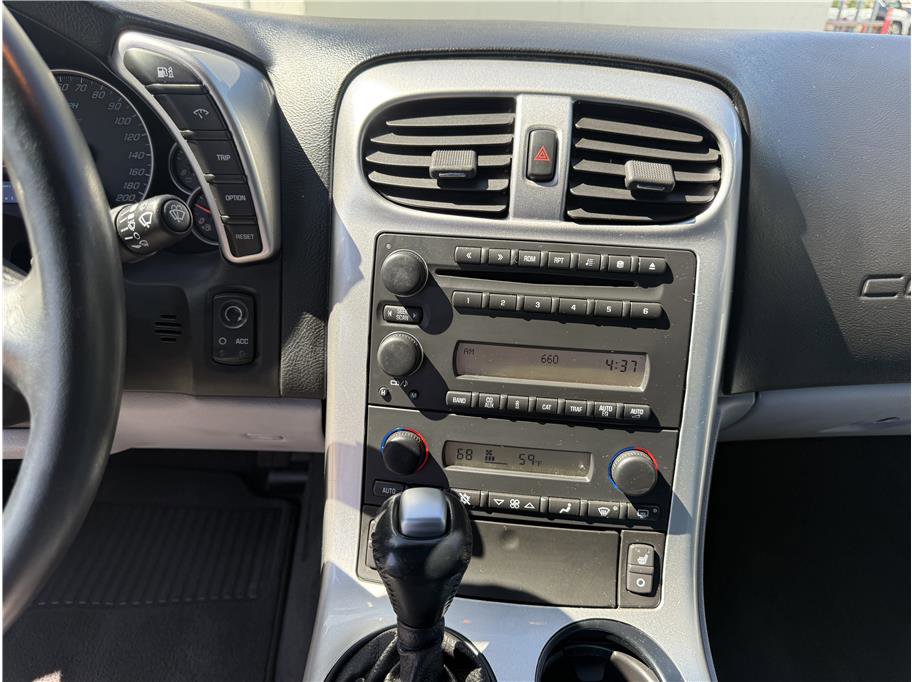 Used 2005 Chevrolet Corvette Coupe w/ Preferred Equipment Group image 21