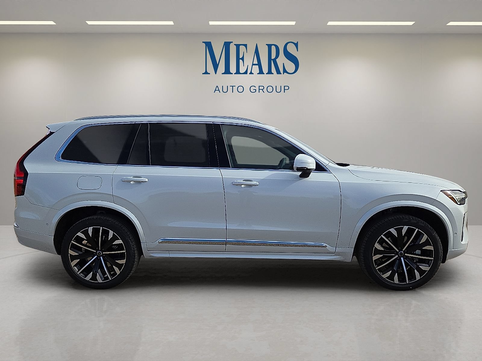 New 2026 Volvo XC90 B6 Ultra w/ Protection Package AWD/4WD image 6