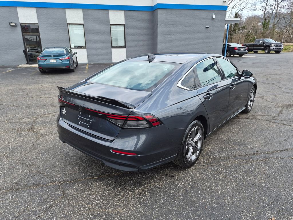 Used 2024 Honda Accord EX image 3