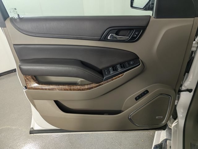 Used 2017 Chevrolet Suburban Premier AWD/4WD image 14