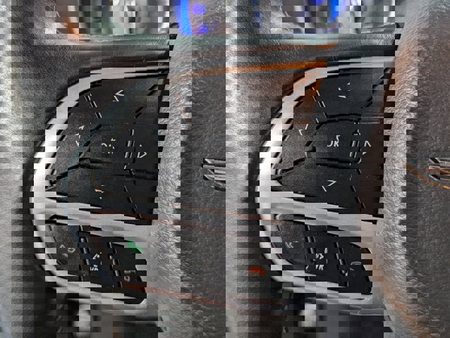 Used 2017 Chrysler 300 C w/ Safetytec Plus Group image 33