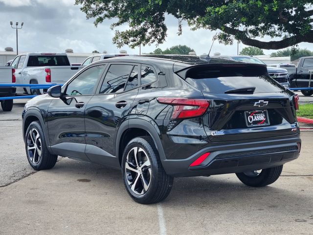 Used 2024 Chevrolet Trax RS FWD image 5