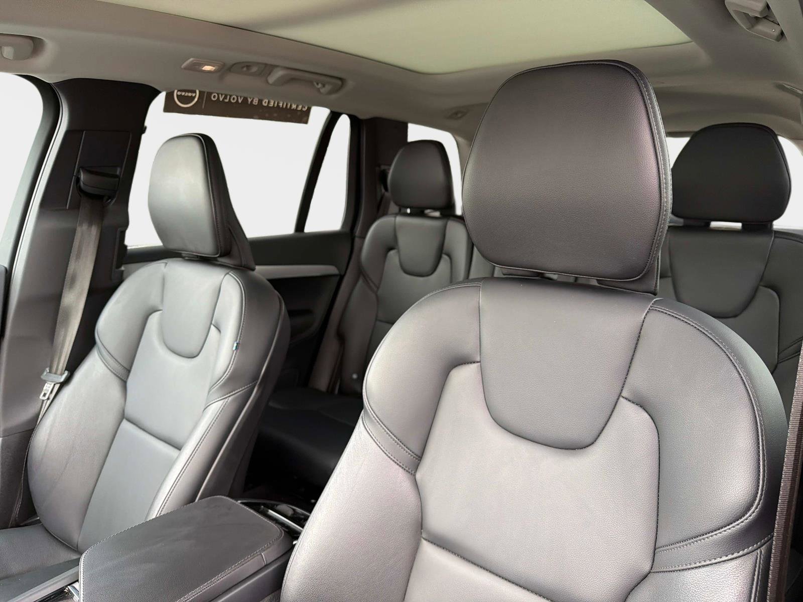 Certified 2025 Volvo XC90 B5 Core image 19