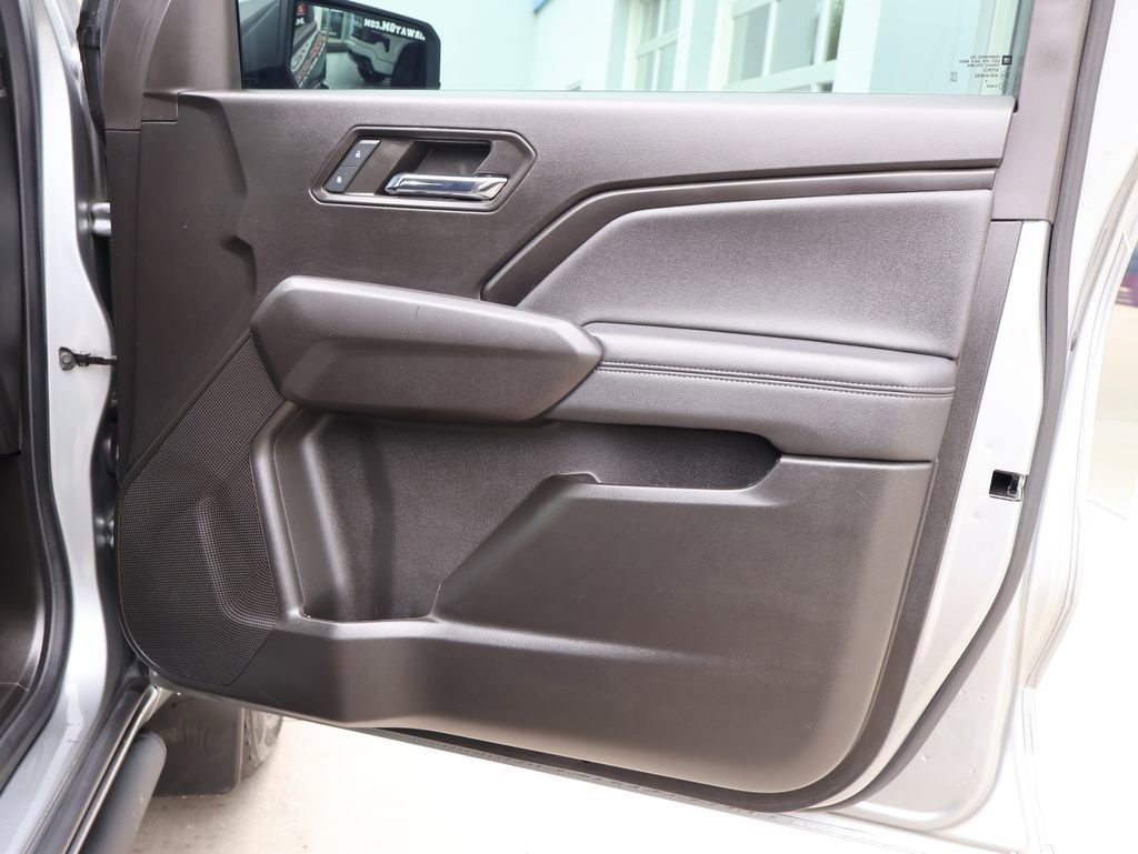 Used 2024 Chevrolet Colorado LT w/ LT Convenience Package AWD/4WD image 35