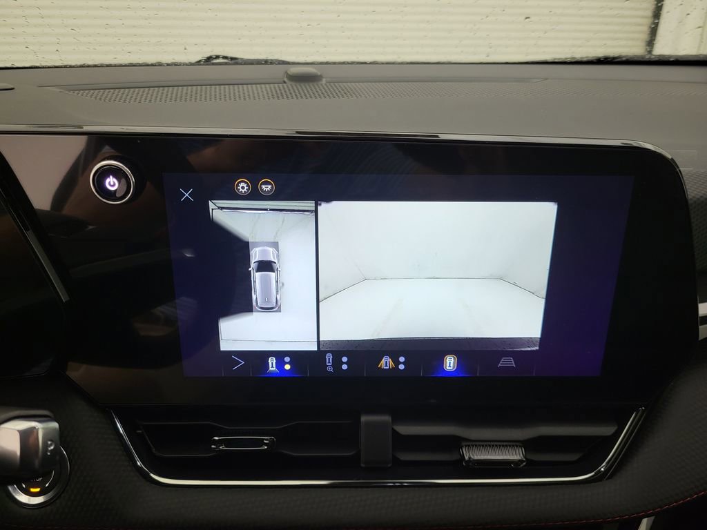 New 2026 Chevrolet Equinox RS w/ Convenience Package III FWD image 13