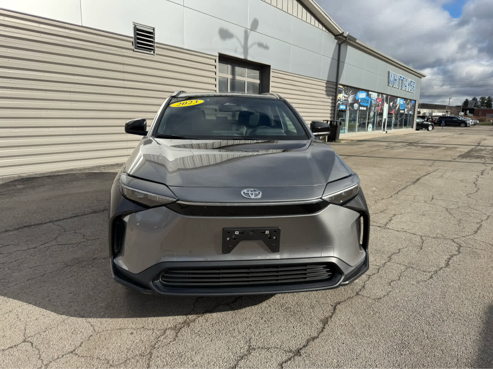 Used 2023 Toyota bZ4X XLE image 3