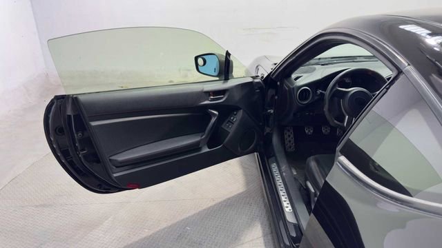 Used 2014 Scion FR-S RWD image 10