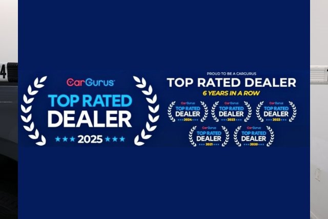 Used 2025 Ford F250 Platinum image 7