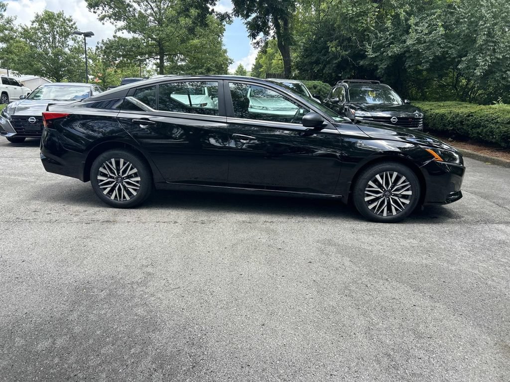 New 2026 Nissan Altima 2.5 SV AWD/4WD image 8