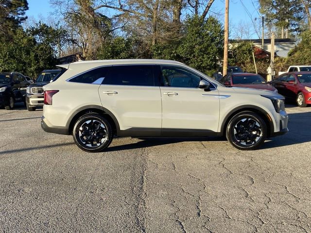 New 2026 Kia Sorento S image 2