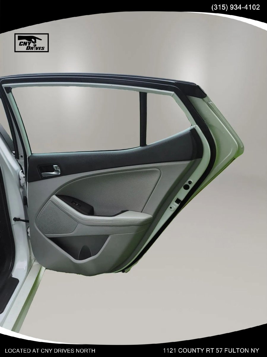 Used 2014 Kia Optima EX FWD image 16