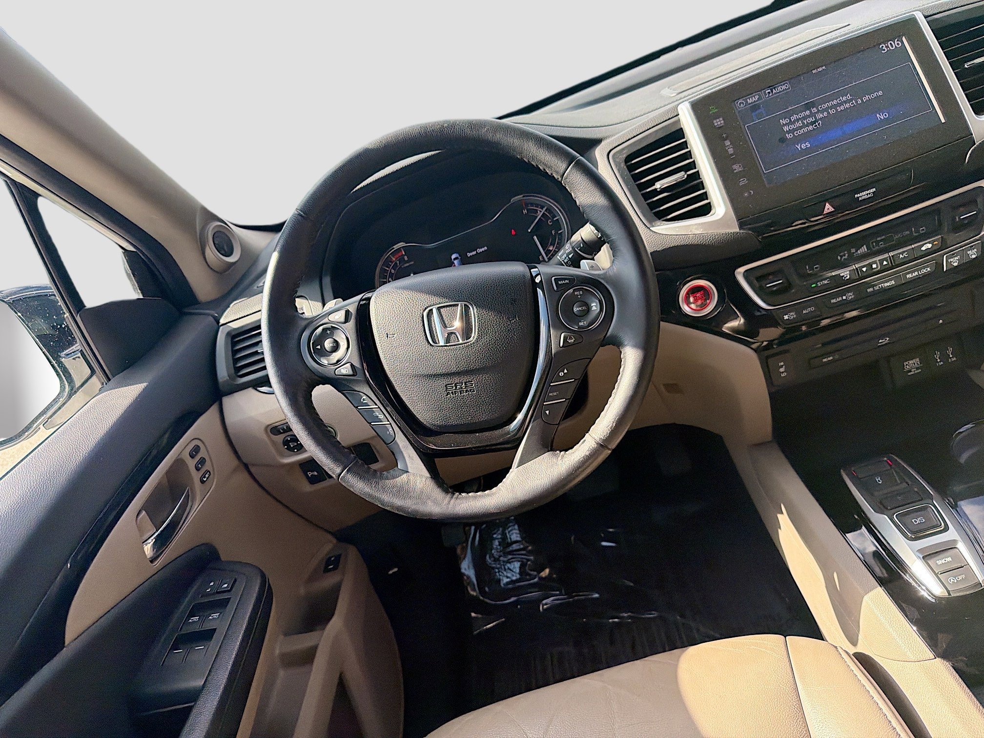 Used 2016 Honda Pilot Touring image 17