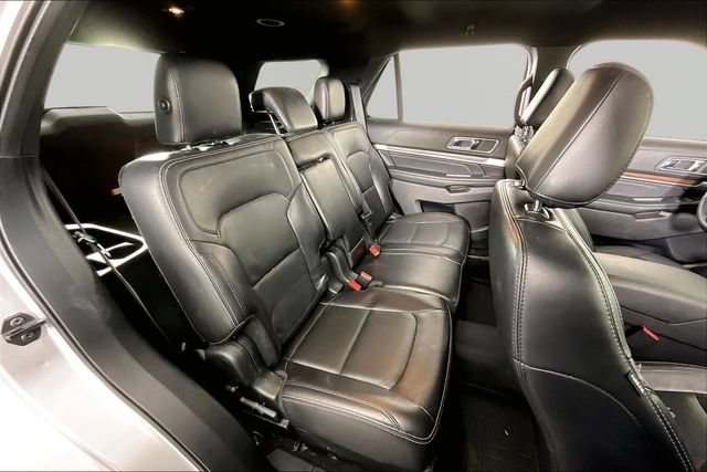Used 2019 Ford Explorer Limited w/ Class III Trailer Tow Package AWD/4WD image 22