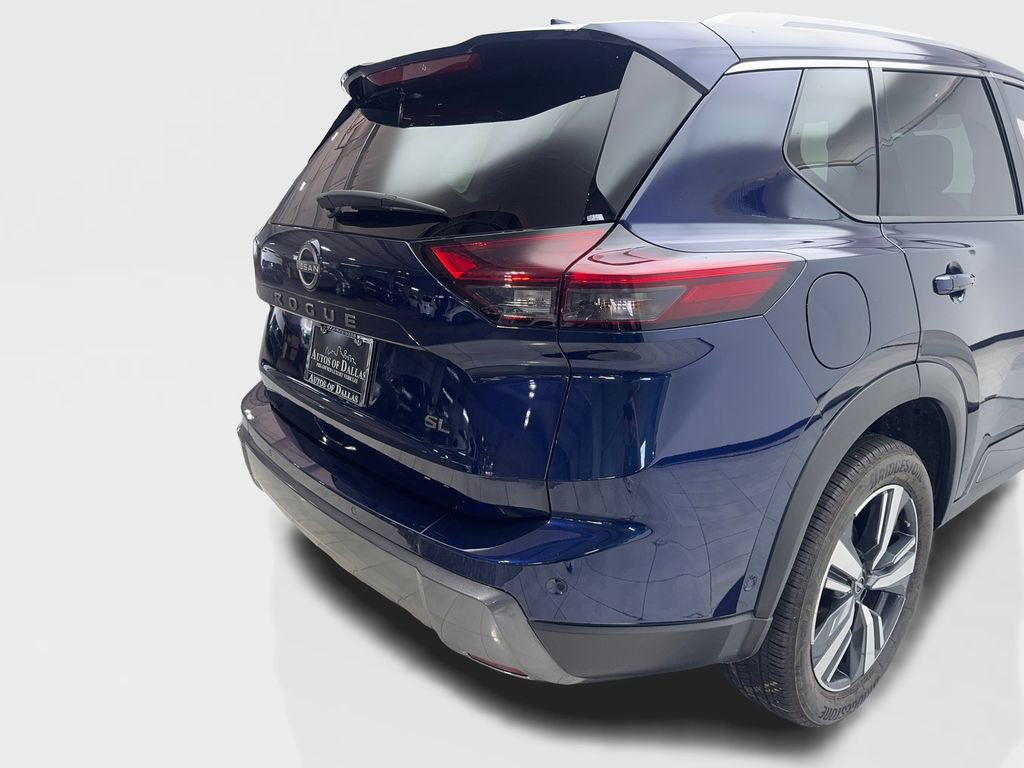 Used 2024 Nissan Rogue SL image 18