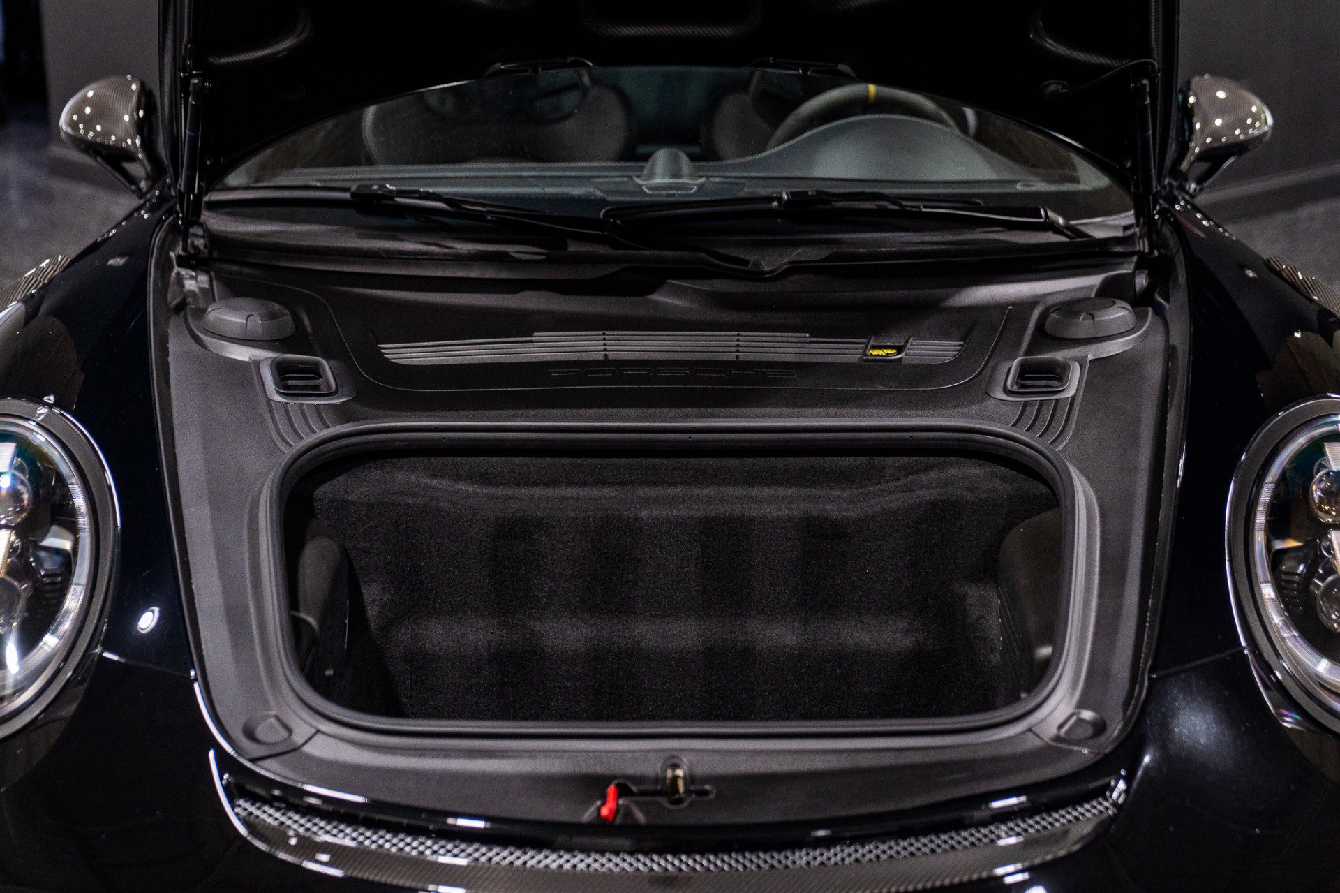 Used 2018 Porsche 911 GT2 RS image 37