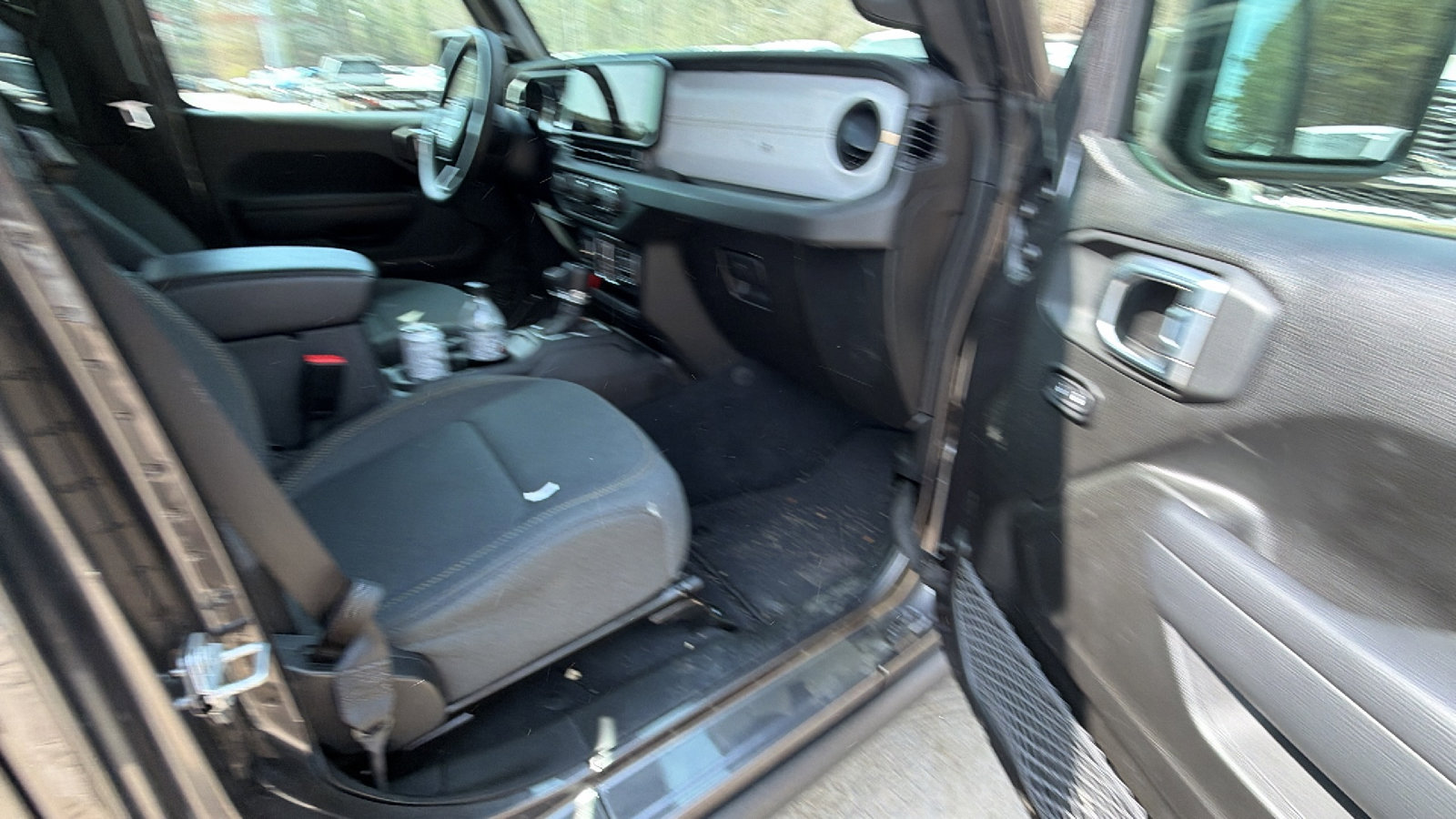 Used 2025 Jeep Gladiator Sport image 19