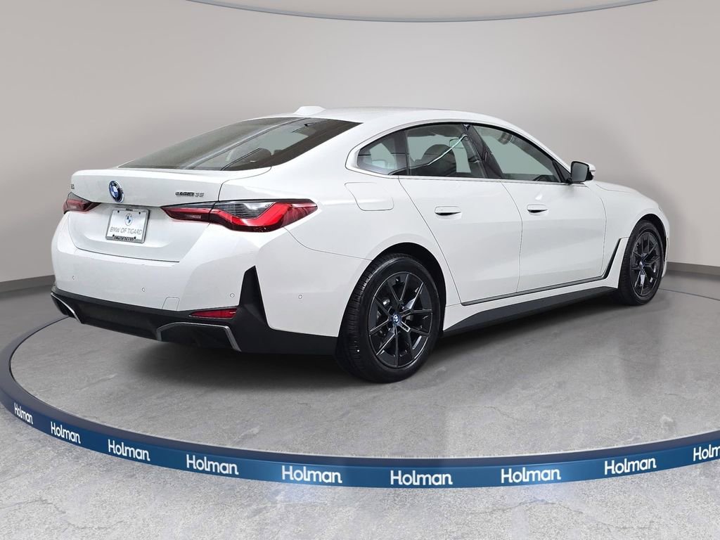 Used 2023 BMW i4 eDrive35 w/ Premium Package image 6