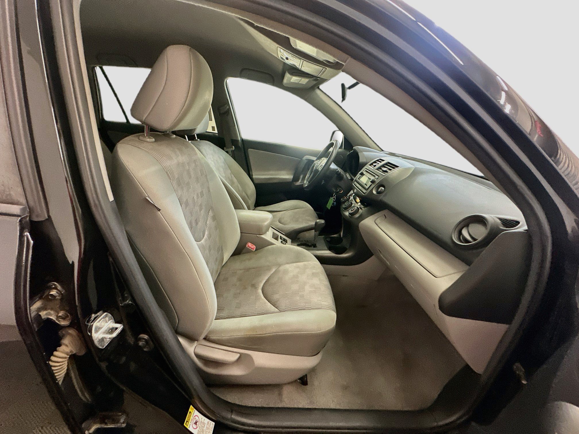 Used 2012 Toyota RAV4 4WD w/ Value Pkg image 30