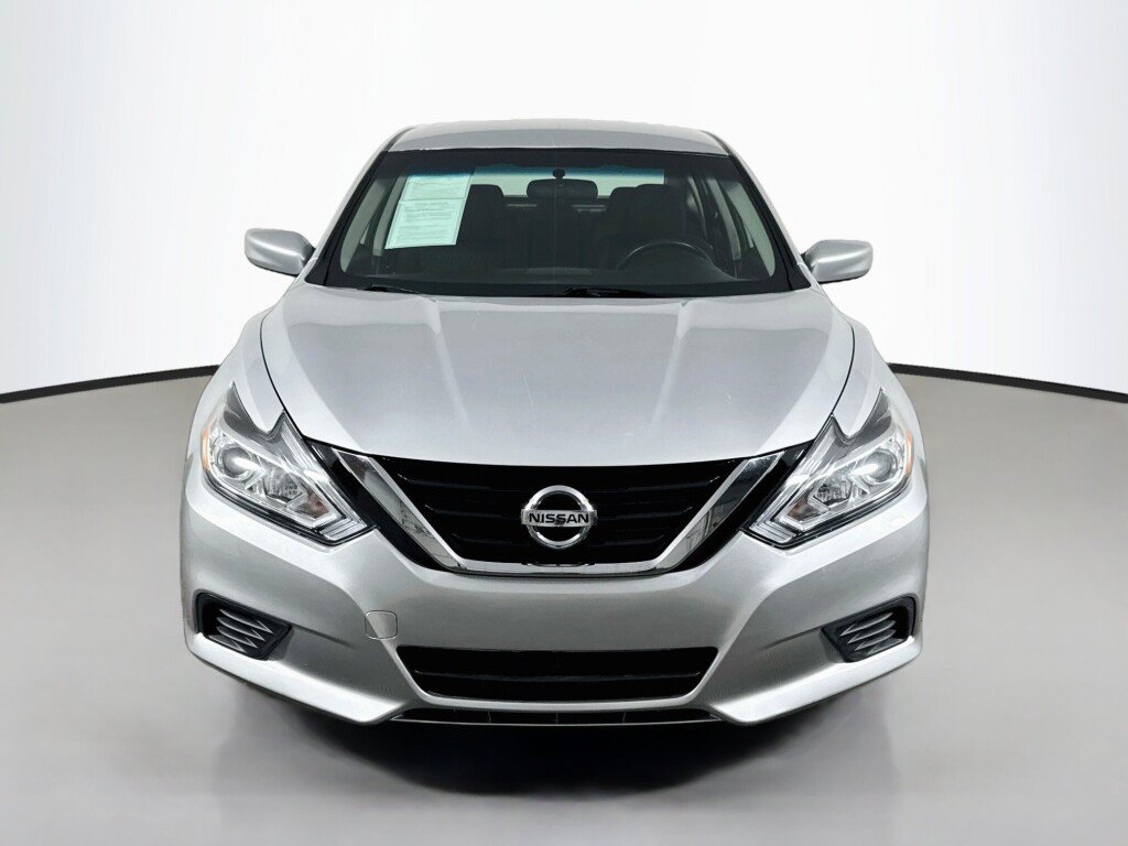 Used 2018 Nissan Altima 2.5 S w/ S Convenience Package FWD image 8
