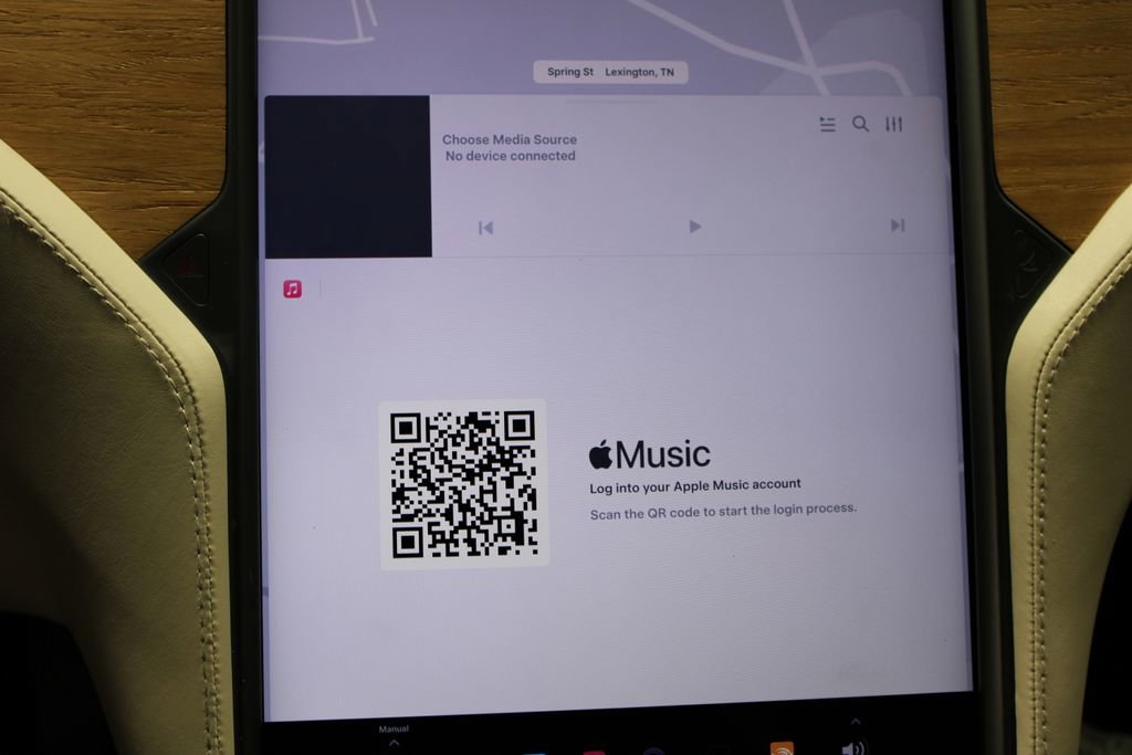 Used 2021 Tesla Model S Long Range image 19