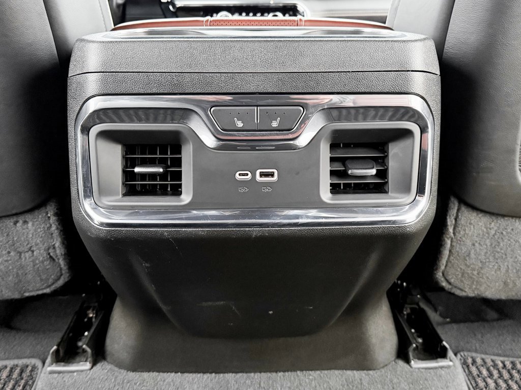 Used 2024 GMC Sierra 3500 Denali Ultimate image 26
