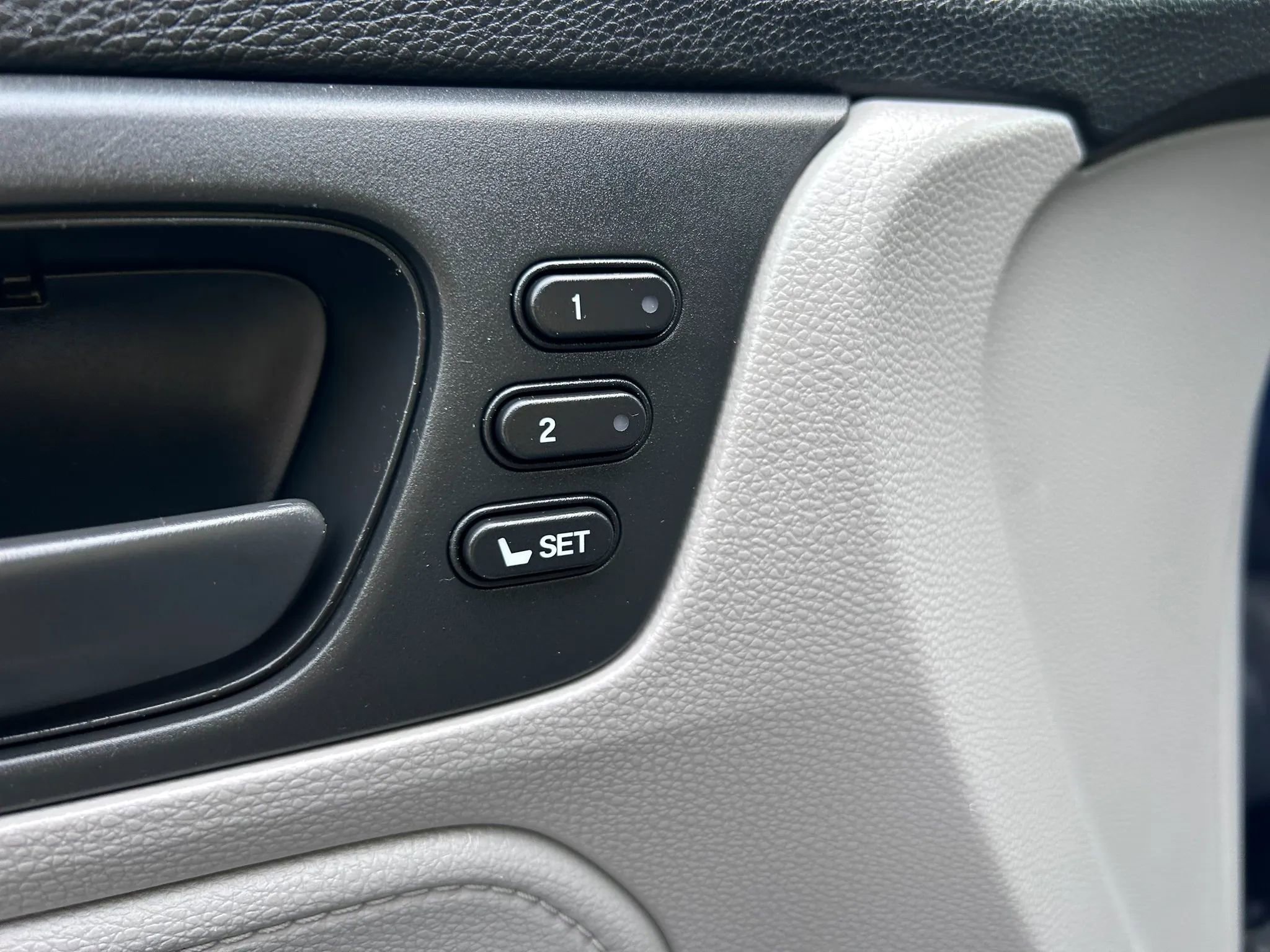Used 2018 Honda Odyssey EX-L image 21