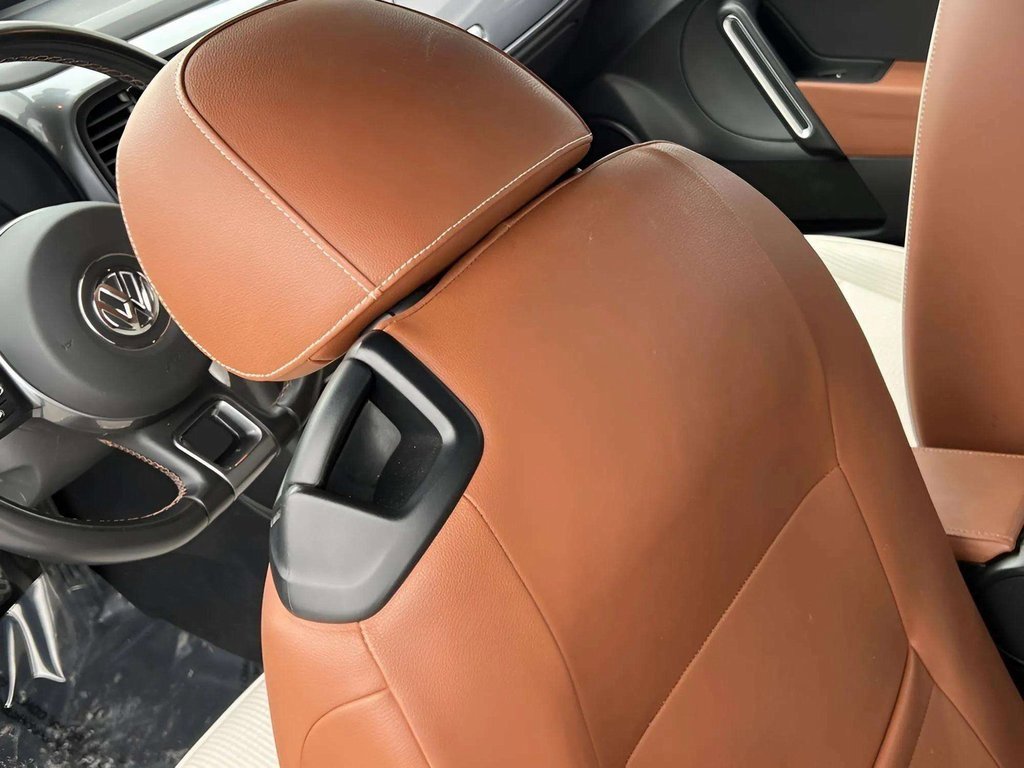 Used 2017 Volkswagen Beetle 1.8T Classic image 29