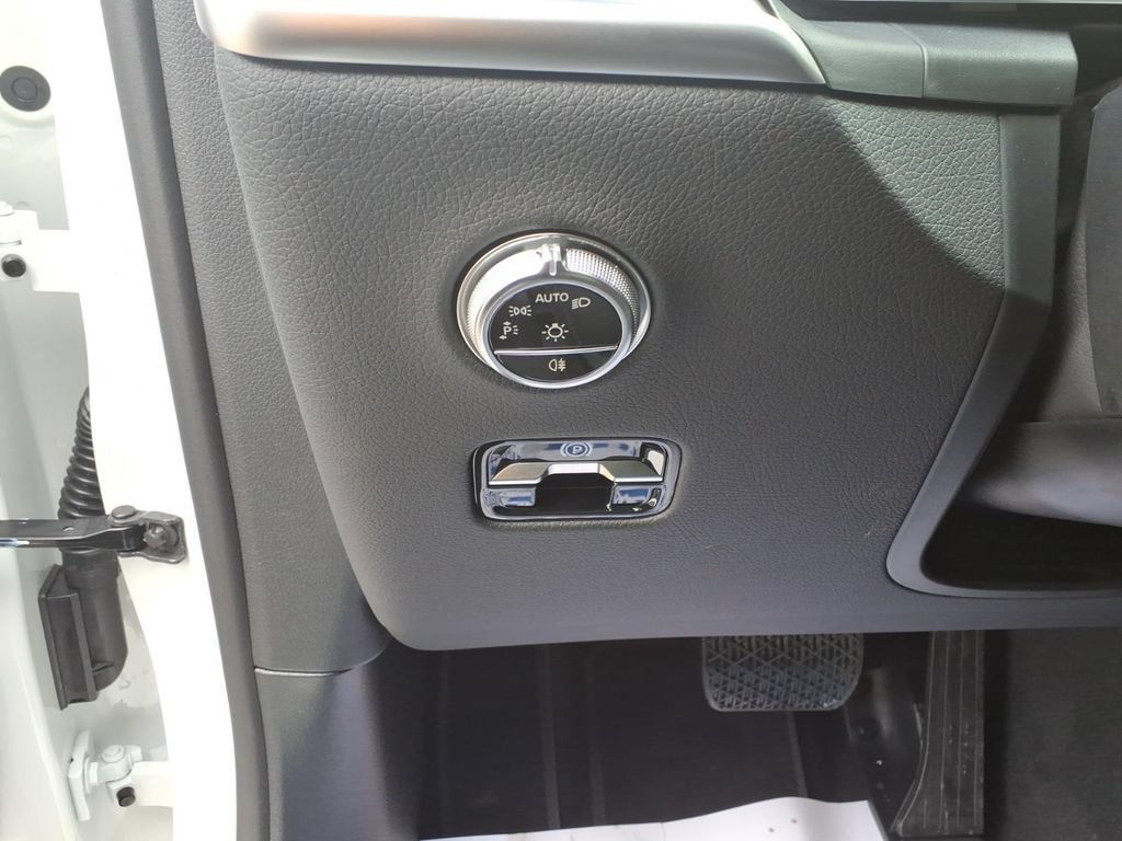 New 2026 Mercedes-Benz GLC 300 4MATIC image 17