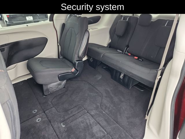 Used 2018 Chrysler Pacifica Touring Plus image 26