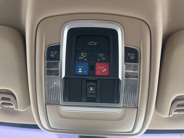 Used 2022 RAM 2500 Laramie AWD/4WD image 25