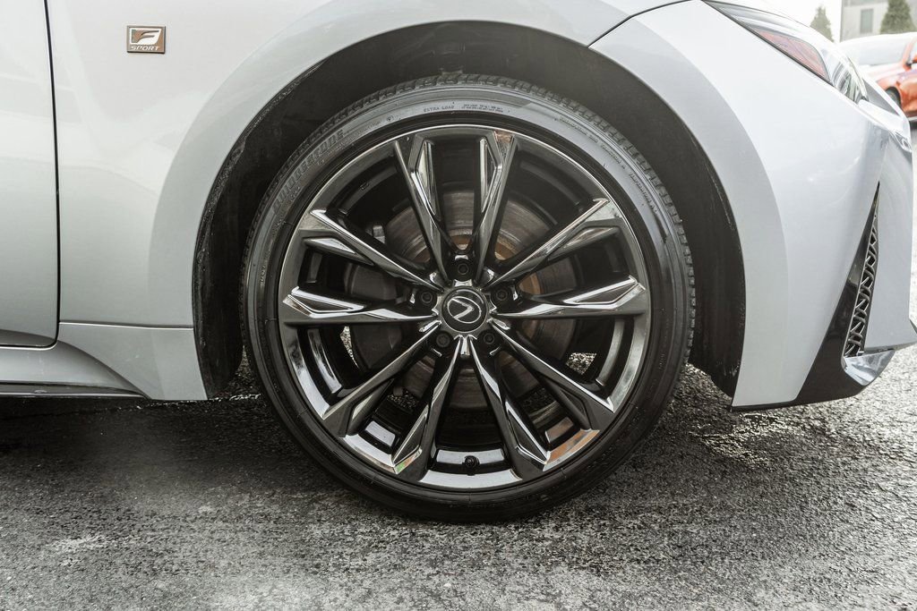 Used 2022 Lexus IS 350 F Sport image 5