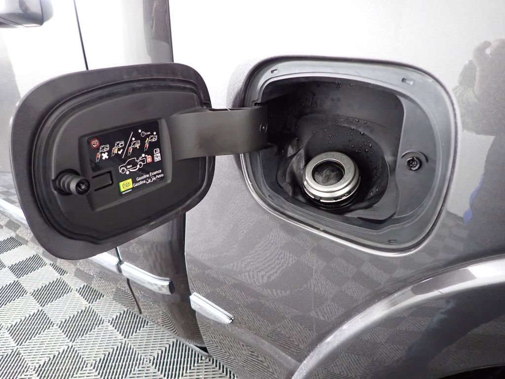 Used 2021 RAM 1500 Limited image 51